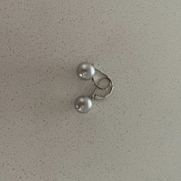 Multi colored pearl necklace and earrings - Picture 3 of 4